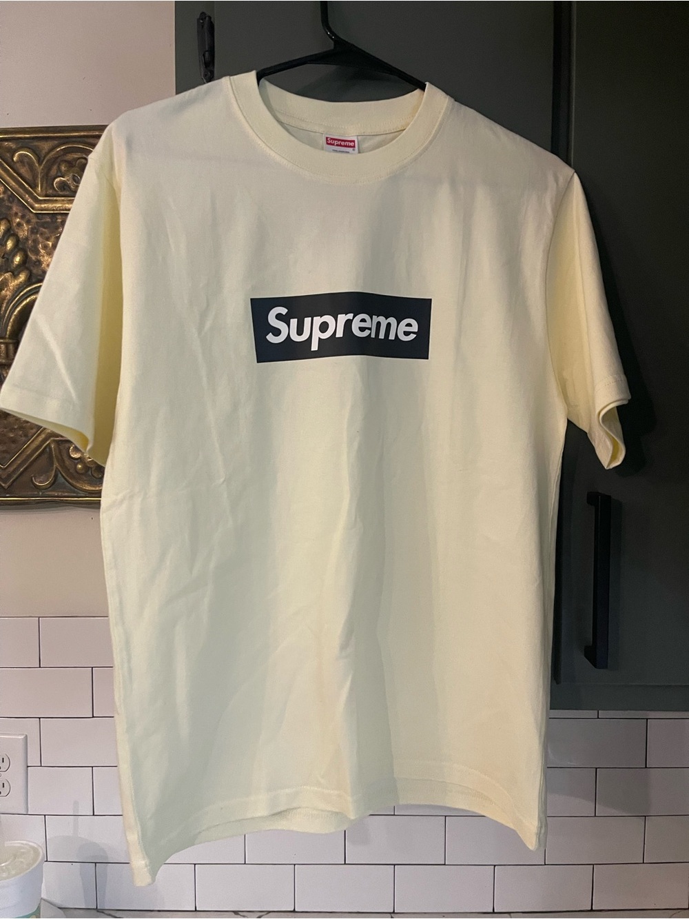 Men’s Graphic Design Tee Size S.